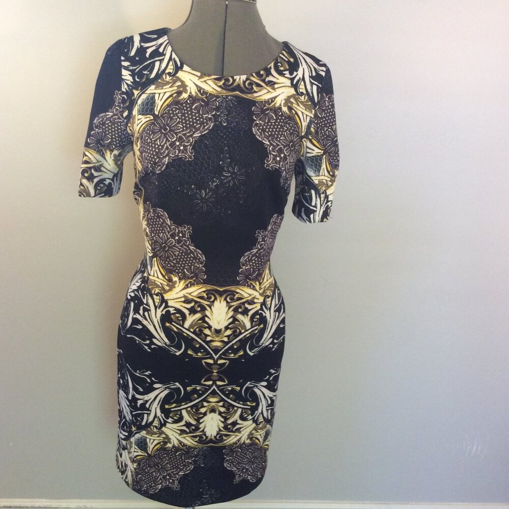 Short Sleeved Symmetrical Black Print Dress